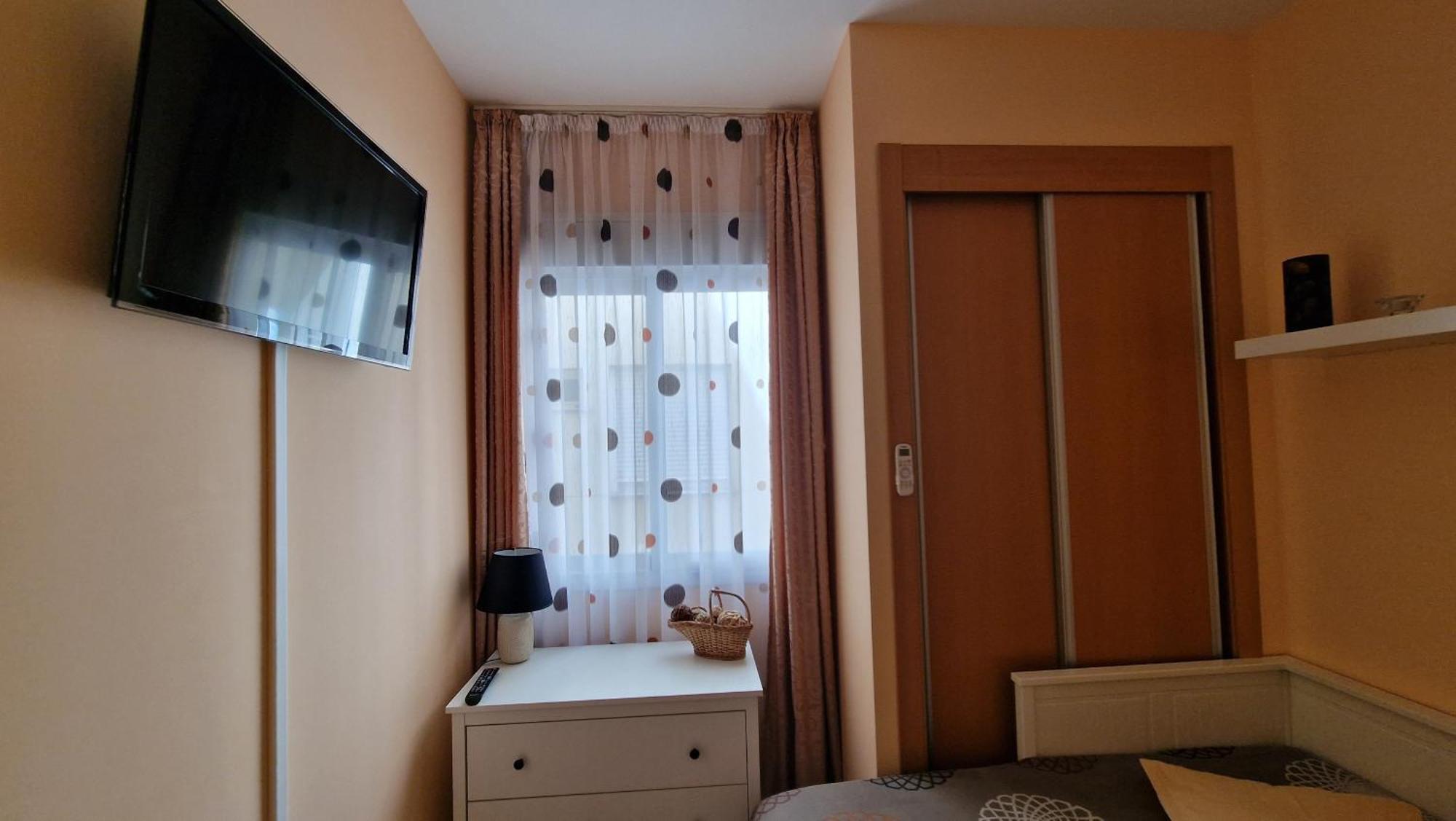 Ideal Escapadas Y Vacaciones-Parking-Wifi-Netflix-Xbox Олива Экстерьер фото